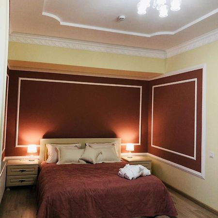 Appartement Royal Rest à Bilokrynychchya Extérieur photo